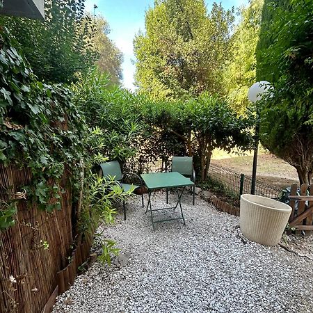 Charmant Studio Avec Jardin Antibes Buitenkant foto