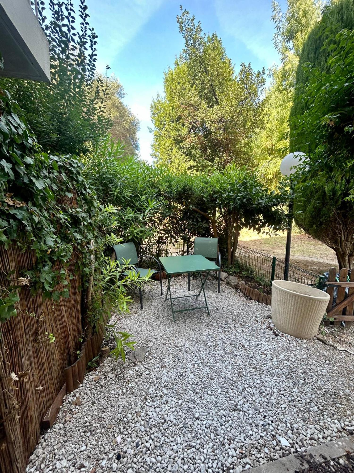Charmant Studio Avec Jardin Antibes Buitenkant foto